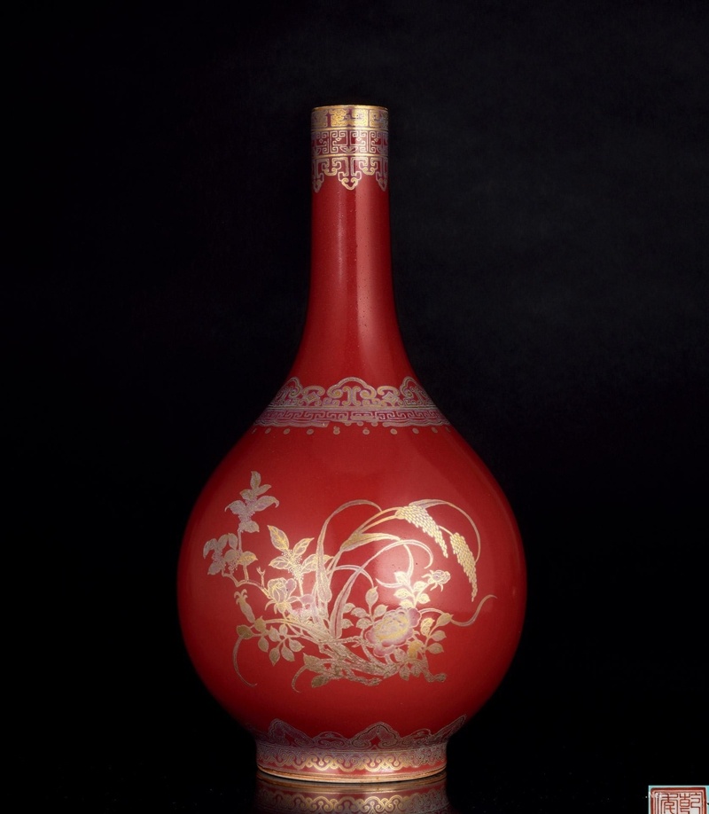 域鉴古玩】清代霁红釉瓷器底部特征 域鉴古玩】清代霁红釉瓷器底部特征