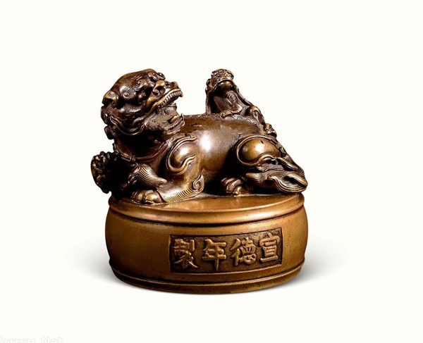 关于怎么鉴定文物真假 文物鉴定专家来支招