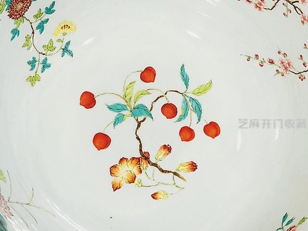 乾隆 粉彩過墻四季花卉紋大碗